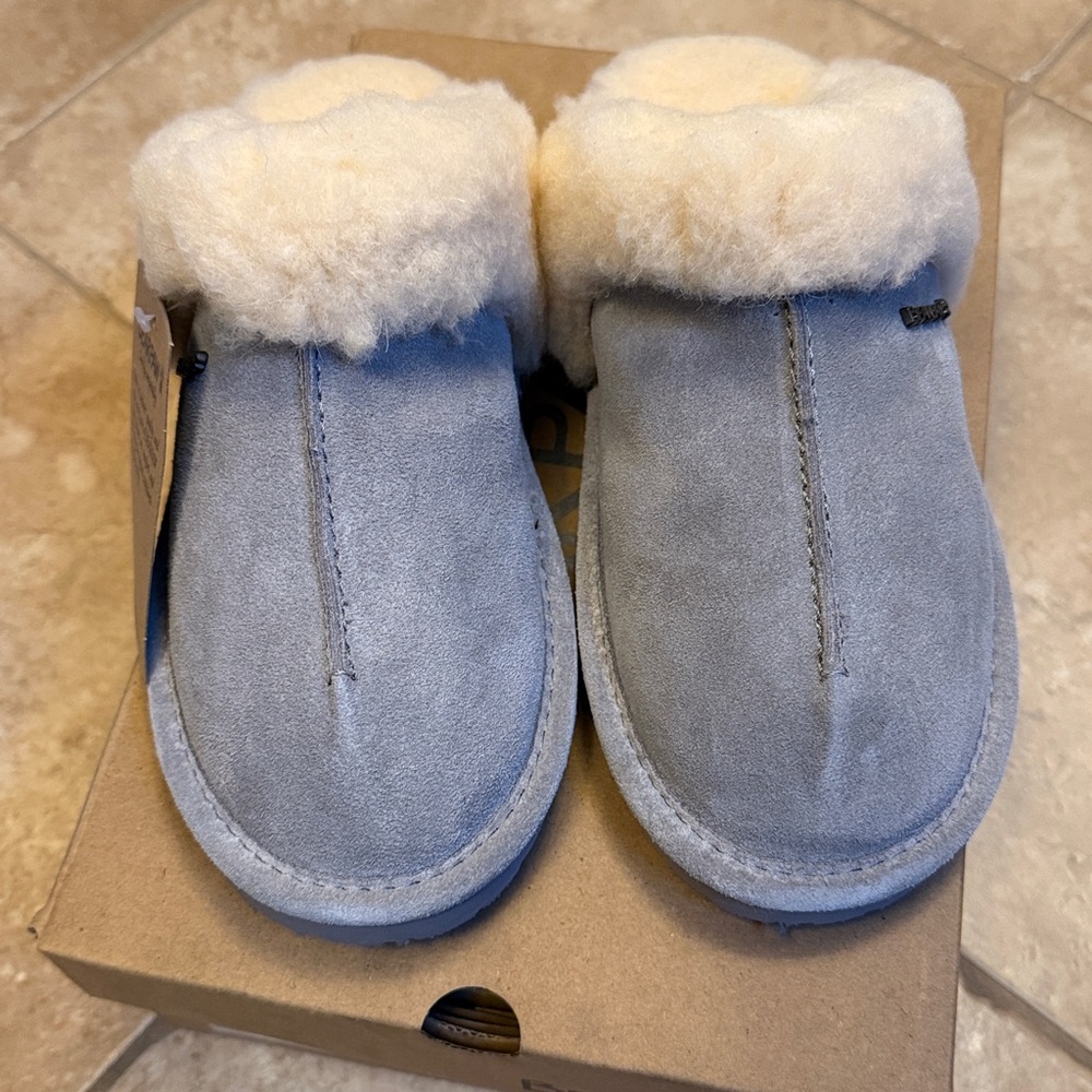 BEARPAW women’s Loketta 2299W Slippers